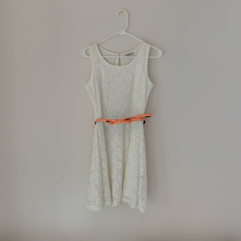 White dress with cute belt from korea!